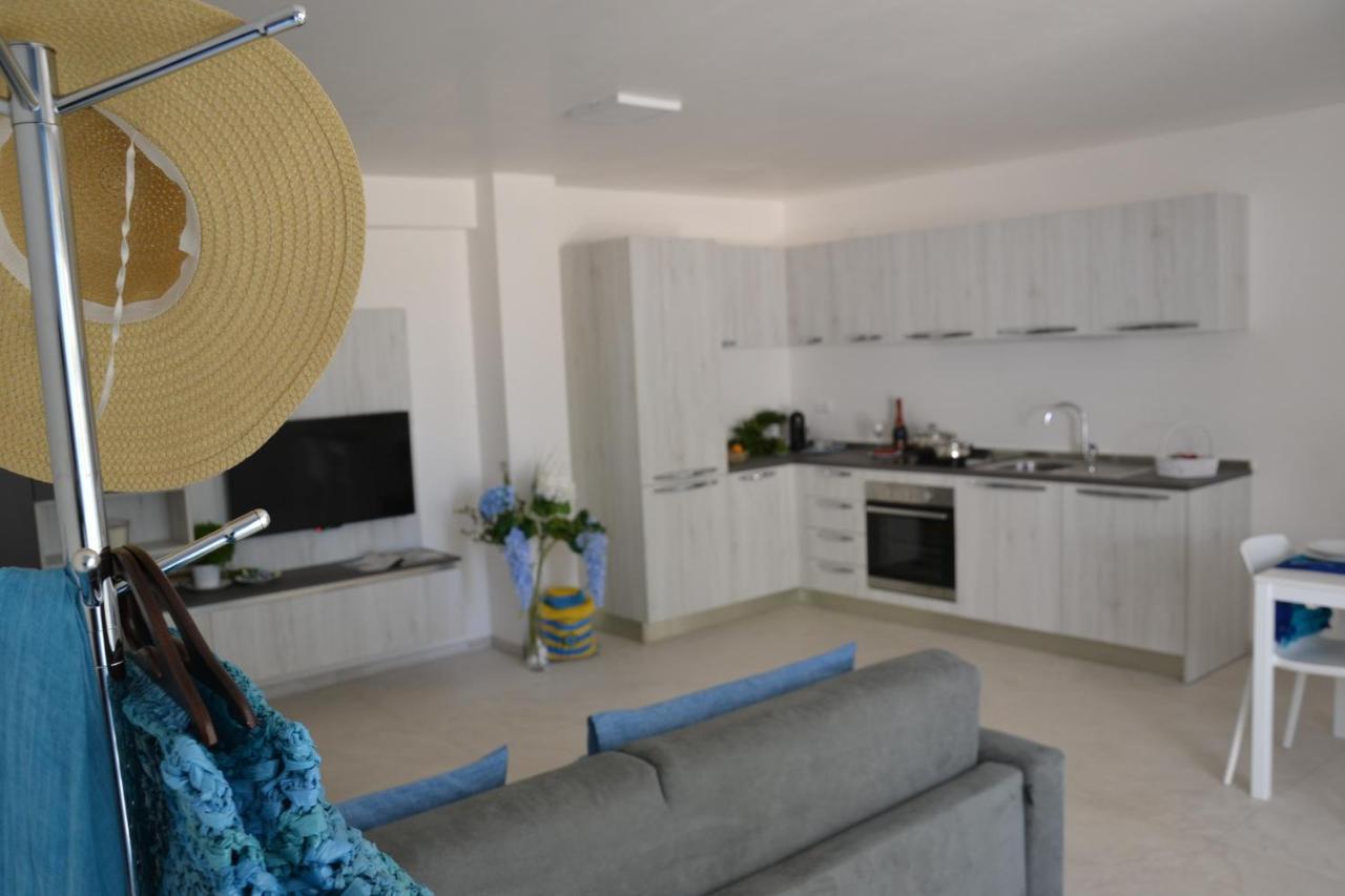 Il Crepuscolo Apartment - Villaggio Di Mary โลโกโรตอนโด ภายนอก รูปภาพ
