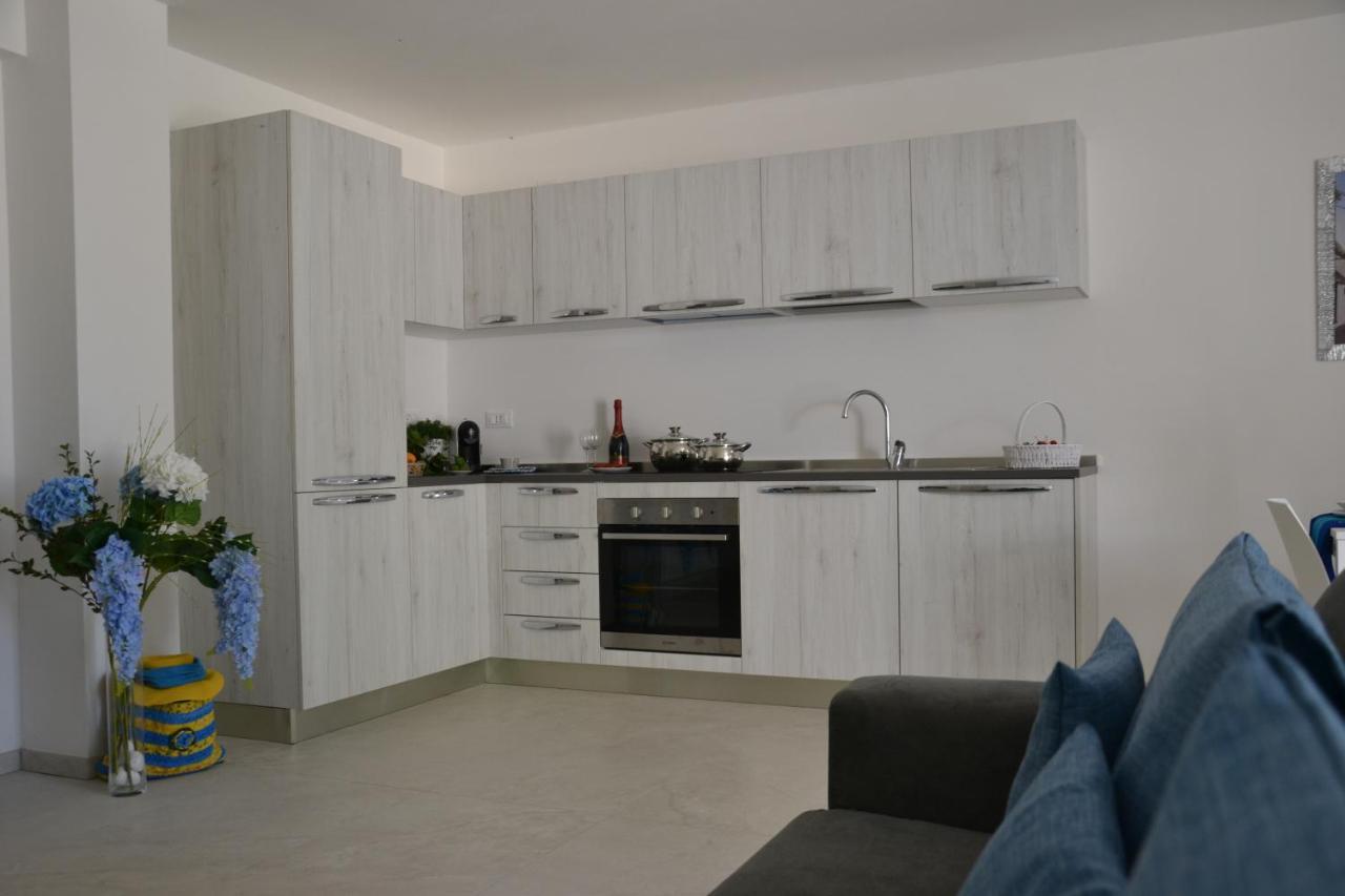 Il Crepuscolo Apartment - Villaggio Di Mary โลโกโรตอนโด ภายนอก รูปภาพ